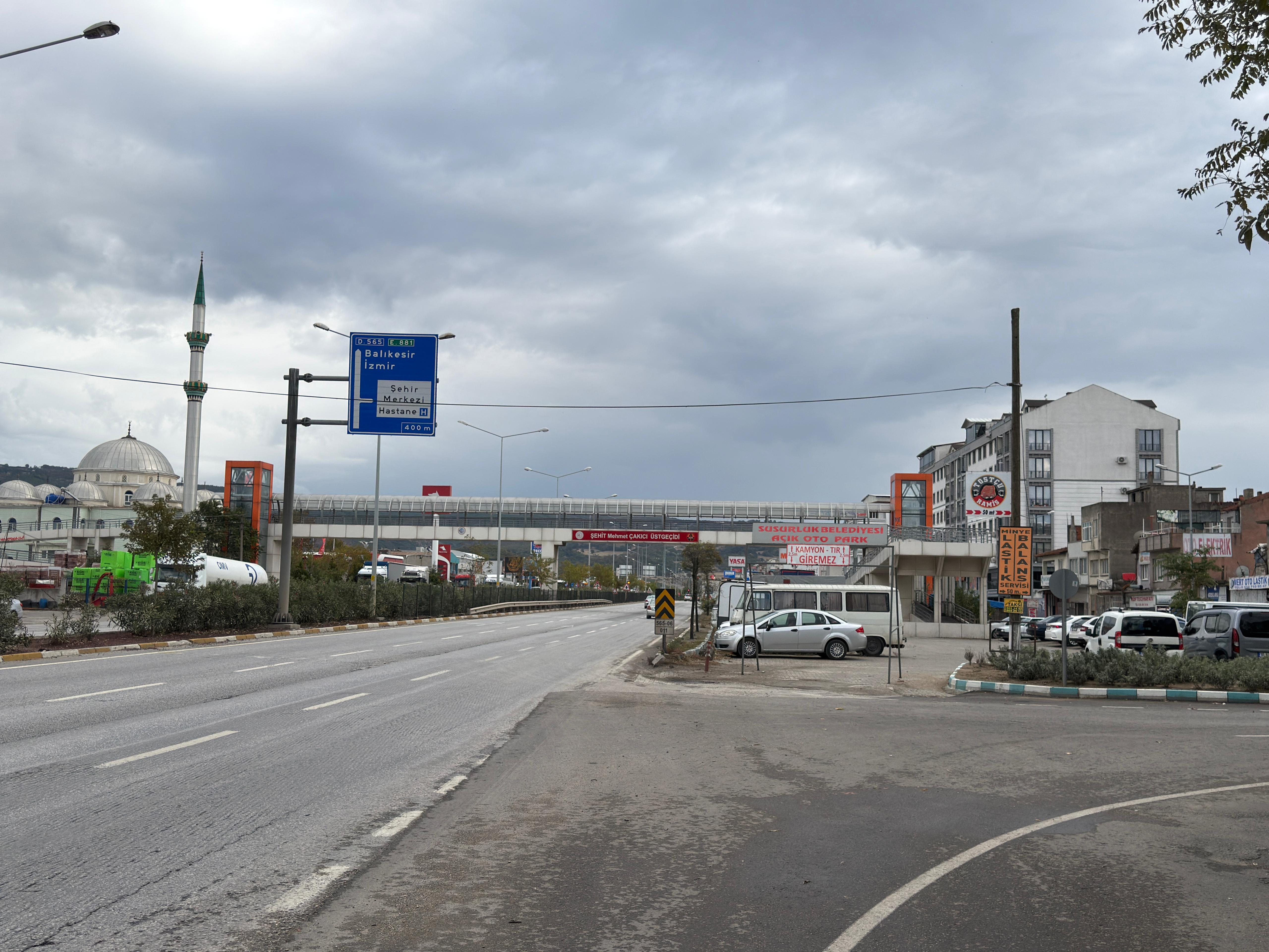 AK PARTİ SUSURLUK İLÇE BAŞKANI ŞAFAK MUT'TAN BASIN AÇIKLAMASI