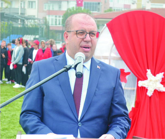 Susurluk Kaymakamı Turgut Gülen: “Cumhuriyetimiz, Milletimizin Yeniden Doğuşudur”